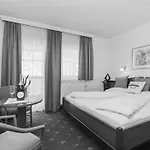 Hotel24Steps